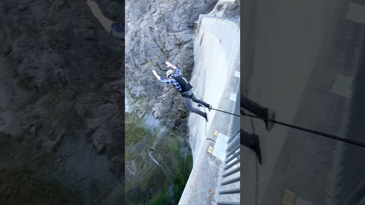 iPhone 17 in a Mous Case.