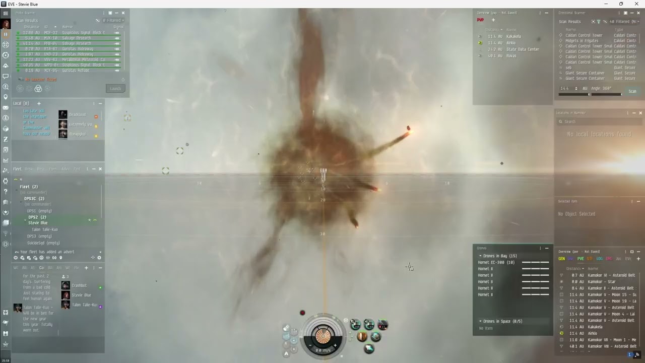 EVE Online EOY 2025 with some ship explosions on a PvE combat in a Drake Navy. Happy Near Year All.