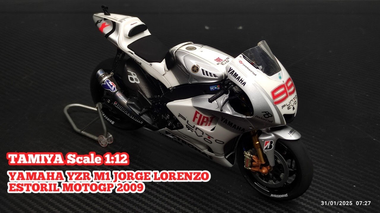 Tamiya  Yamaha YZR M1 Jorge Lorenzo MotoGP  Estoril 2009