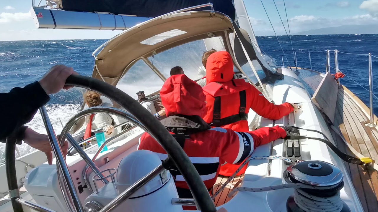 sailing 8B up wind from Tenerife to La Gomera, sailing long clip for watching TV 1080p60