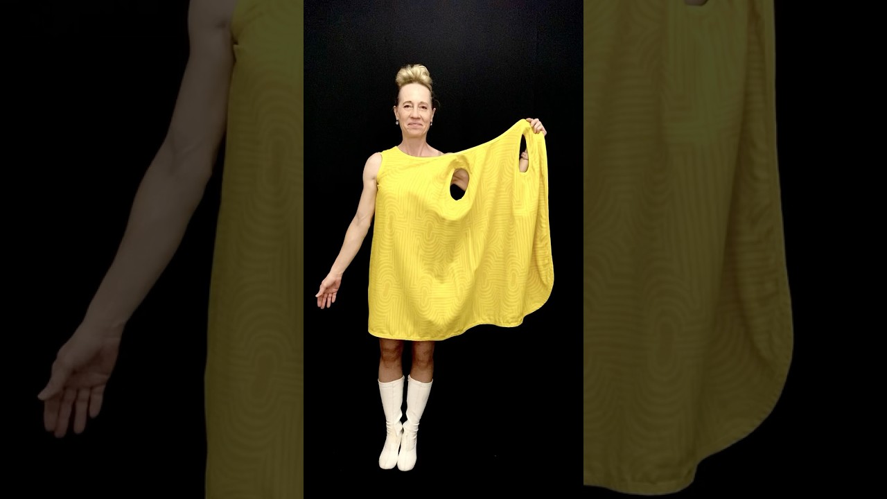 Vintage 60&rsquo;s 3 armhole wrap-arounder dress