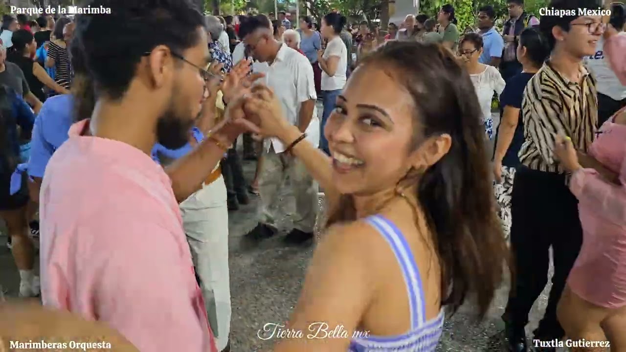 Parque de la marimba 🇲🇽Tuxtla Gutiérrez Chiapas México Música tradicional mexicana Baile regional