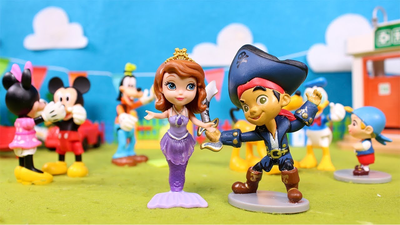 ⚡ DISNEY JUNIOR ⚡ Sofía y Amber invitan a sus amigos a una fiesta hawaiana | Disney Jr Juguetes