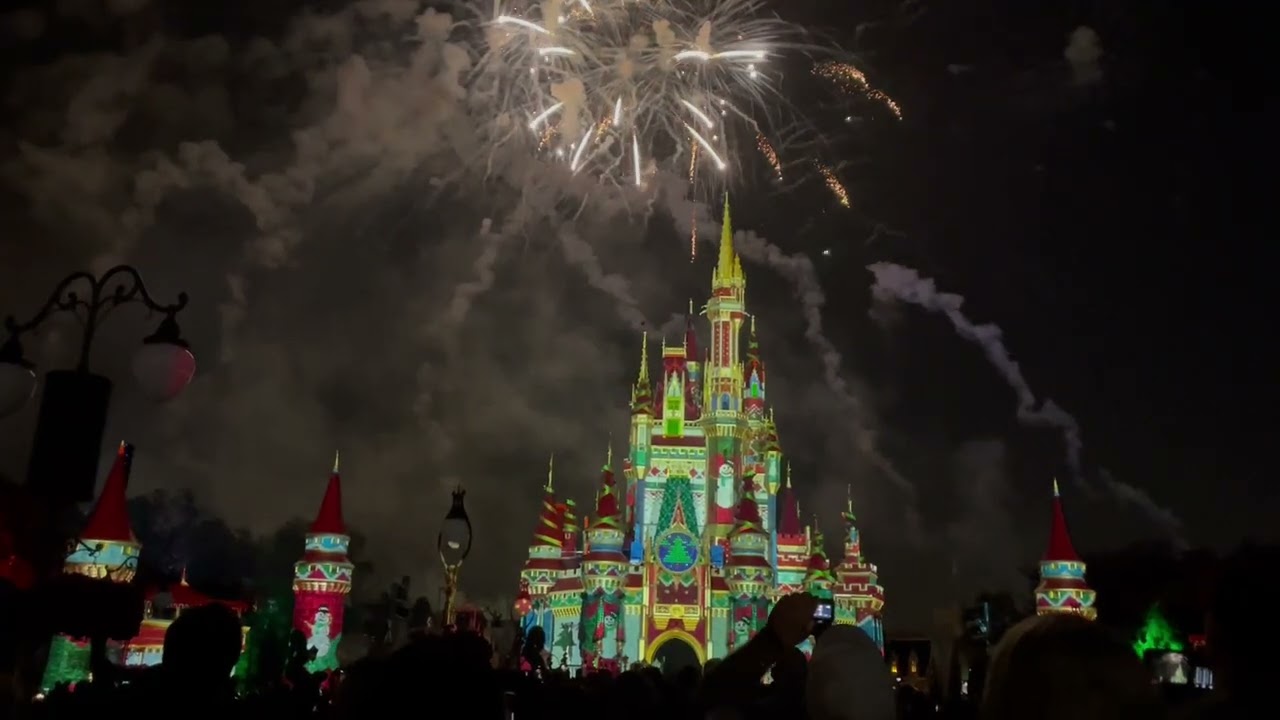 Disney's Mickey's Very Merry Christmas Party 12/9/21