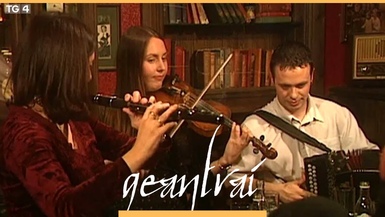 Emma O'Leary, Eilís Murphy & Johnathan Roche - Cléire | Tigh Hanly, Luimneach | TG4 2004
