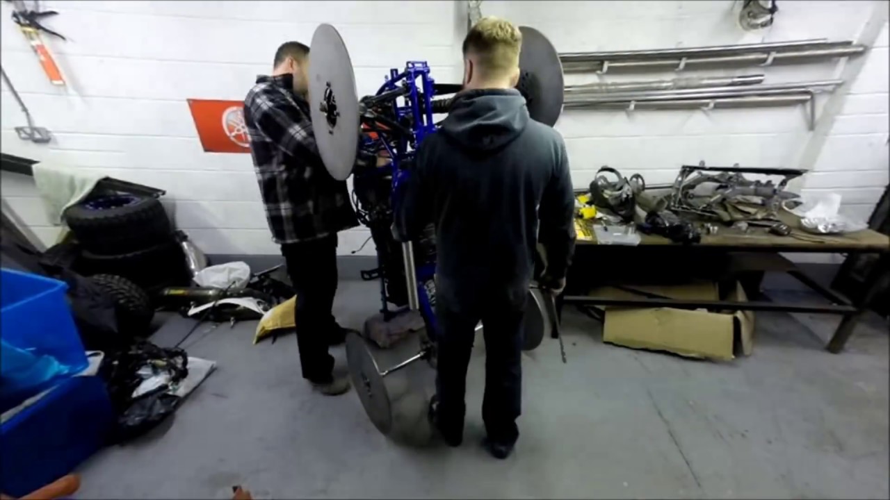 R1 Raptor SuperQuad Timelapse build