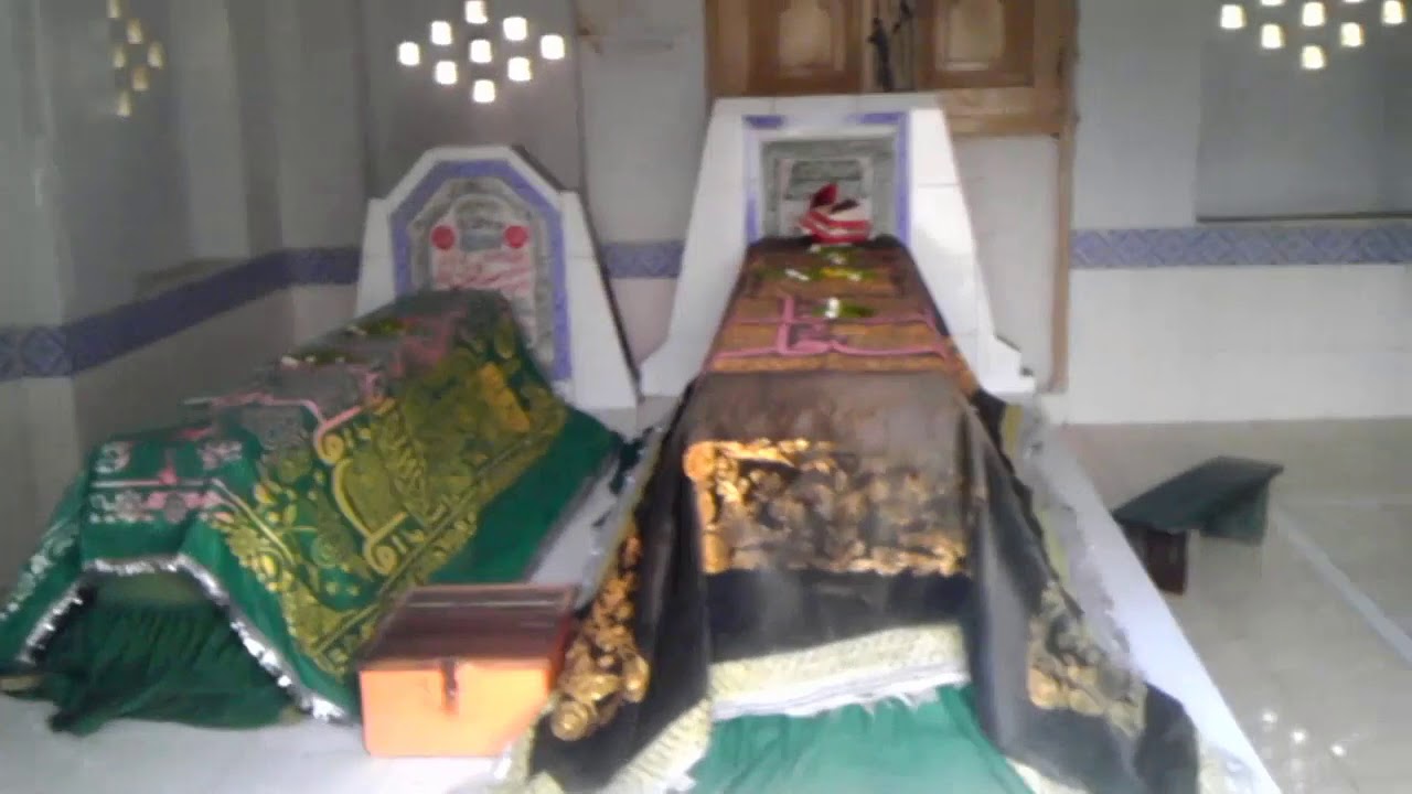Darbar Alia Syed Abdul Ghafoor Shah Bukhari Qutab Pur