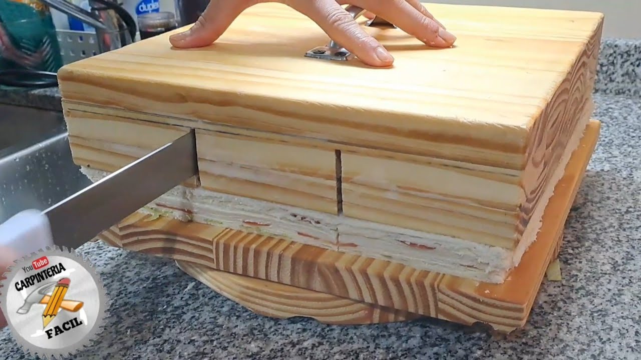 molde de madera para hacer sándwich de miga. como cortar sanguches de miga #diy #carpinteria #viral