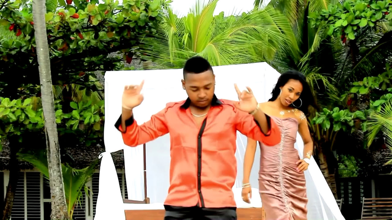 RIJADE feat. JIOR SHY - Fisarahagna (Clip officiel)