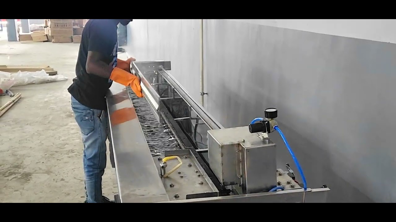 Mahalakshmee Semi Loom Reed Cleaning Machine