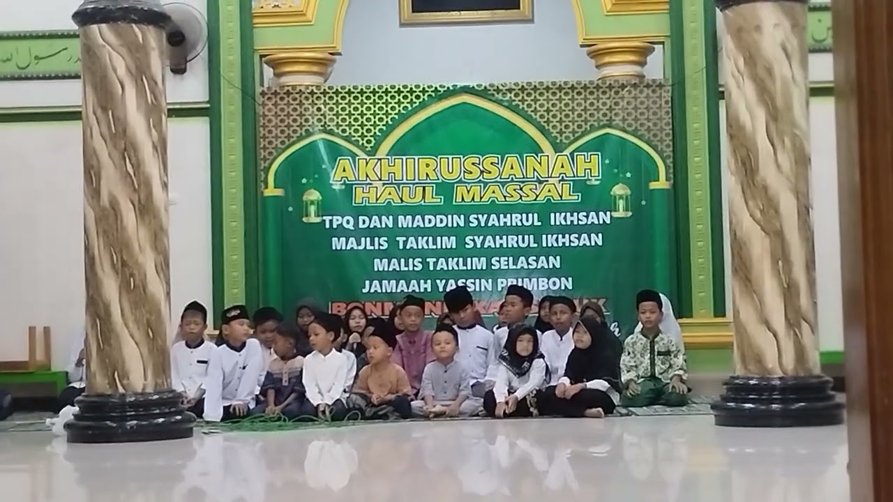 Tampil di acara tahlil masal | 160226