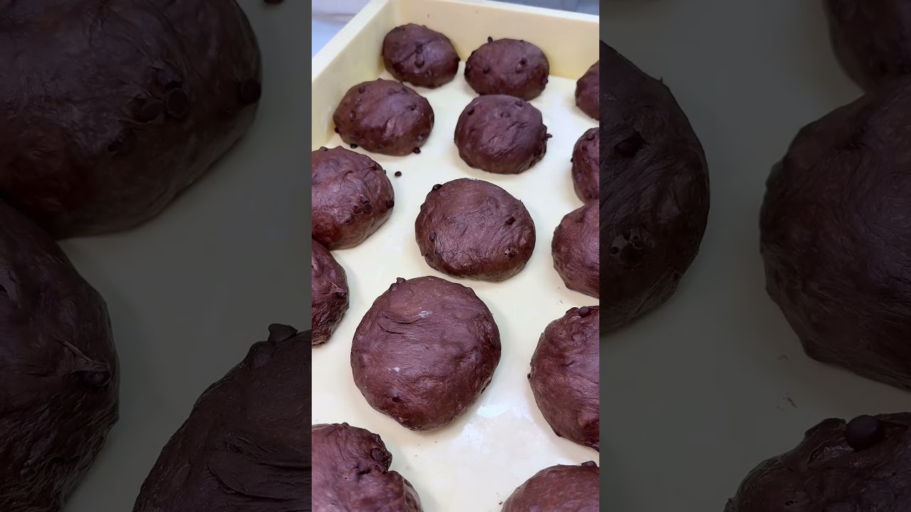 もちもち生チョコ食パン🍫 #パン作り #パン屋 #japanesefood
