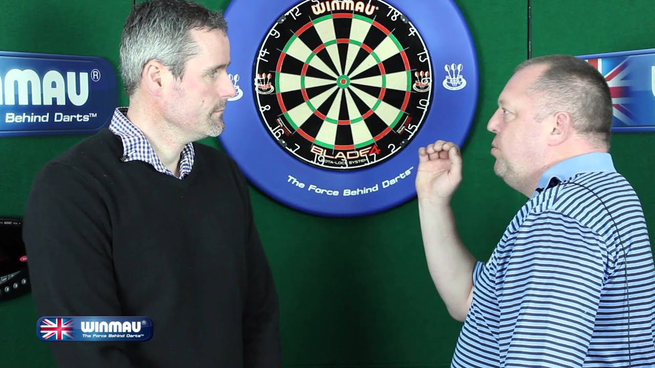 Darts basics with Mervyn King