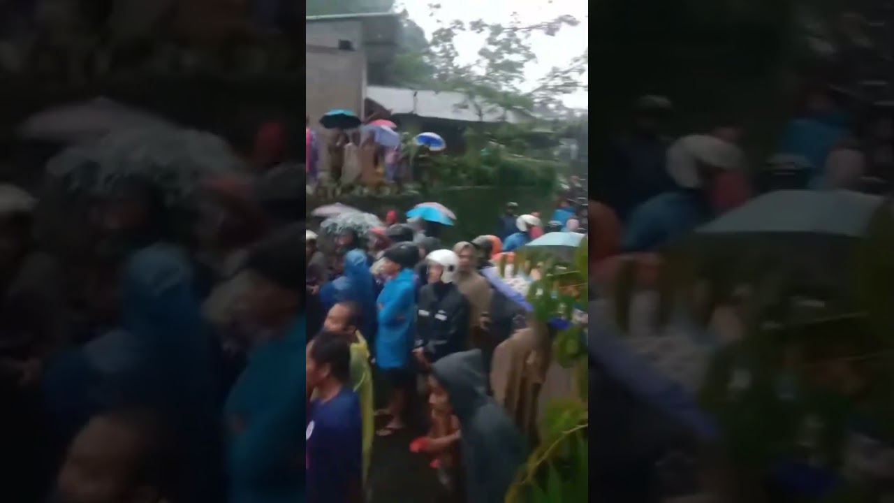 Terjadi Tanah Longsor Menimbun Rumah di Desa Jojogan Kecamatan Watukumpul Kabupaten Pemalang