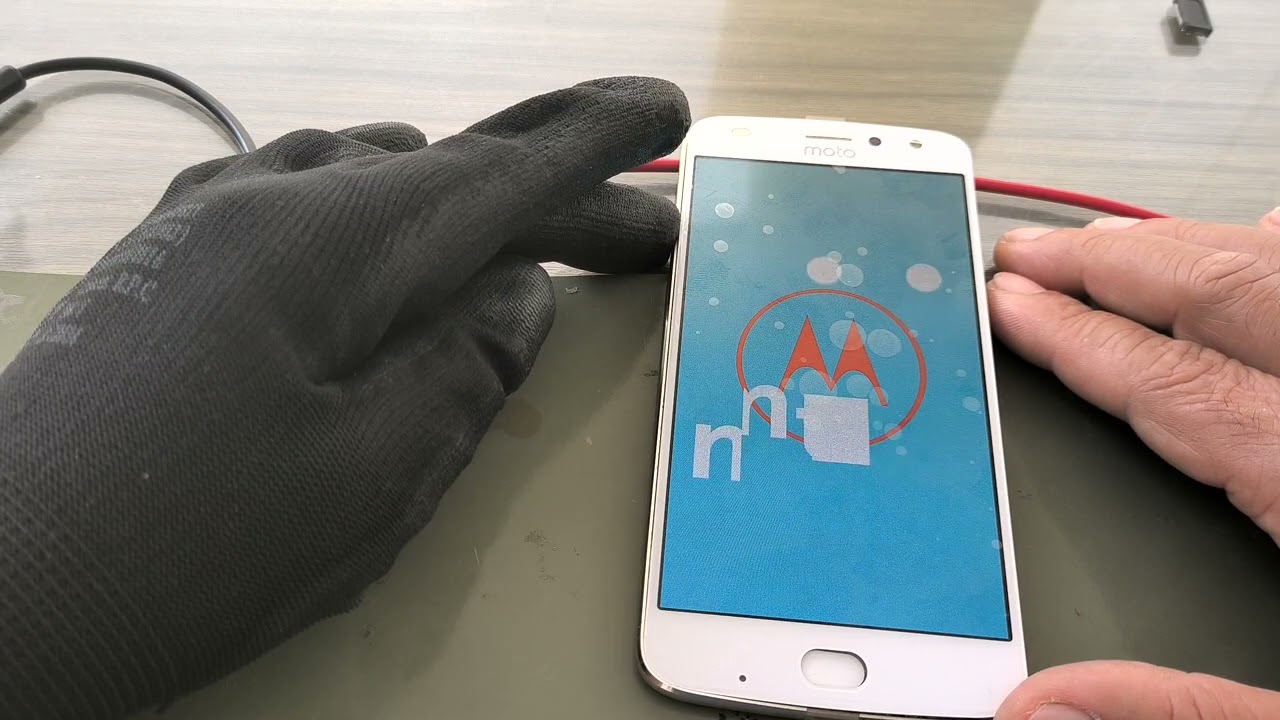 Motorola Z2 play  não funciona o audio! resolvido!