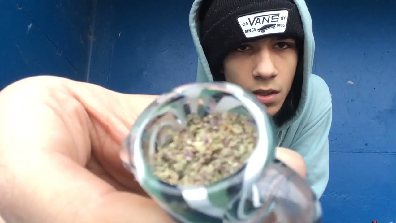 Winter sesh! Smokin in a dugout