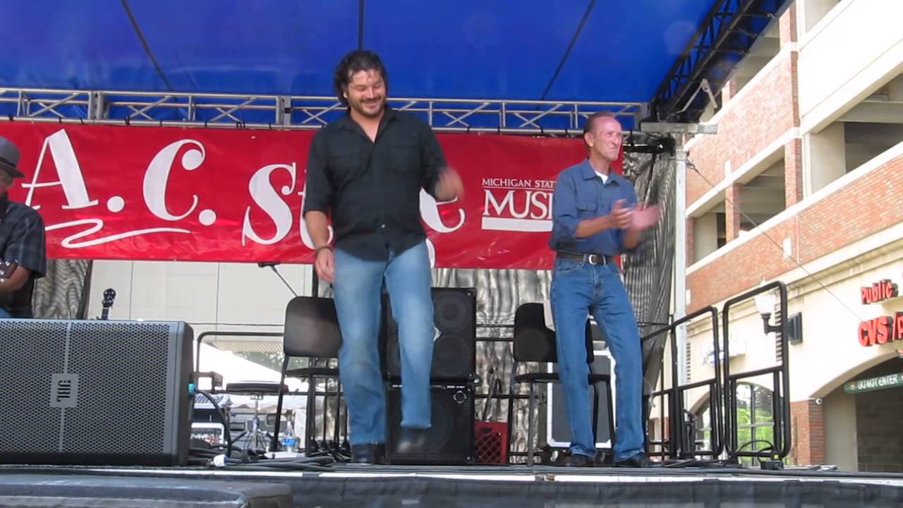 Thomas Maupin & Korey Posey buck dancing to Mountain Dew