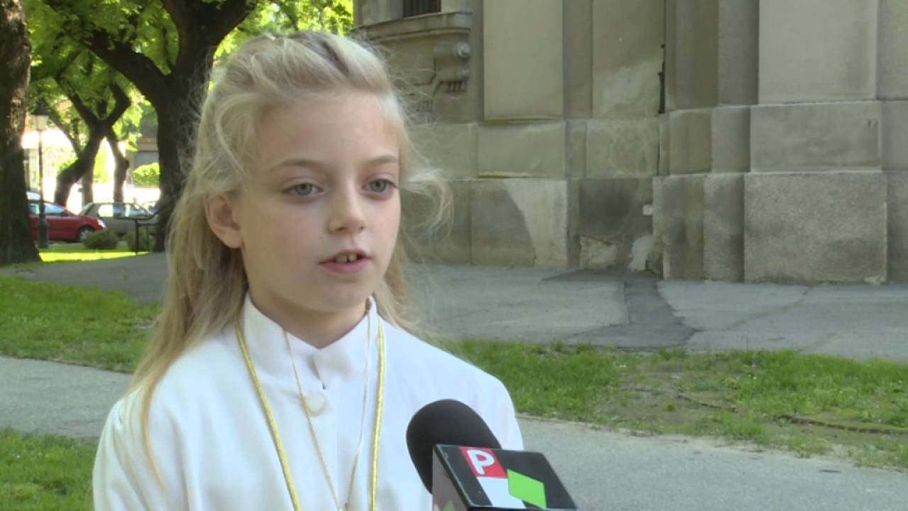 2016 05 08 Elsőáldozás a szabadkai Szent Teréz-székesegyházban