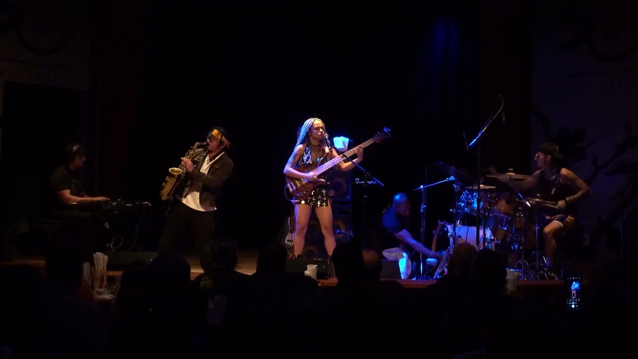 ~Mohini Dey~ Live! at Yoshi Oakland 09 /10 /2025 Song: Introverted Soul