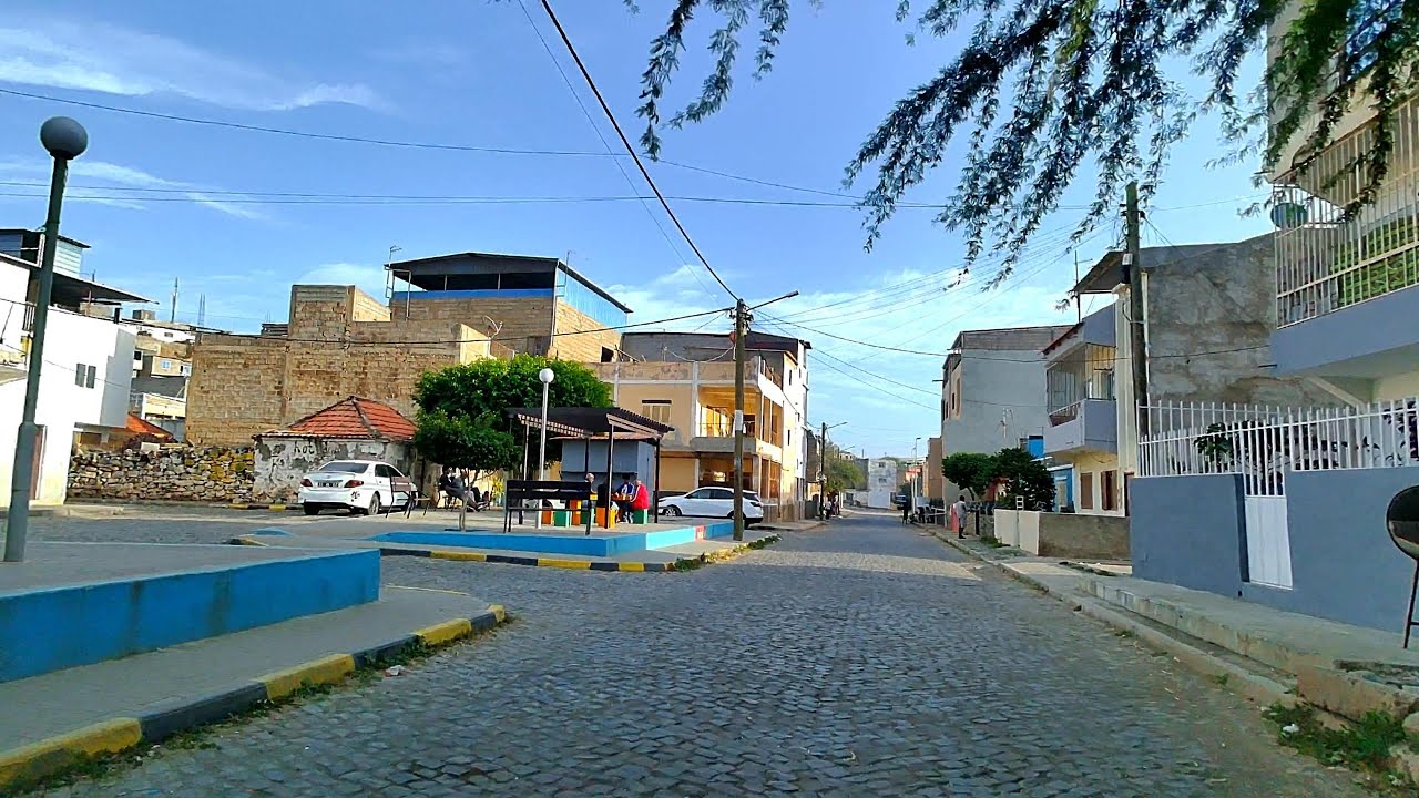 LÉM CACHORO, passando de carro #caboverde 2026