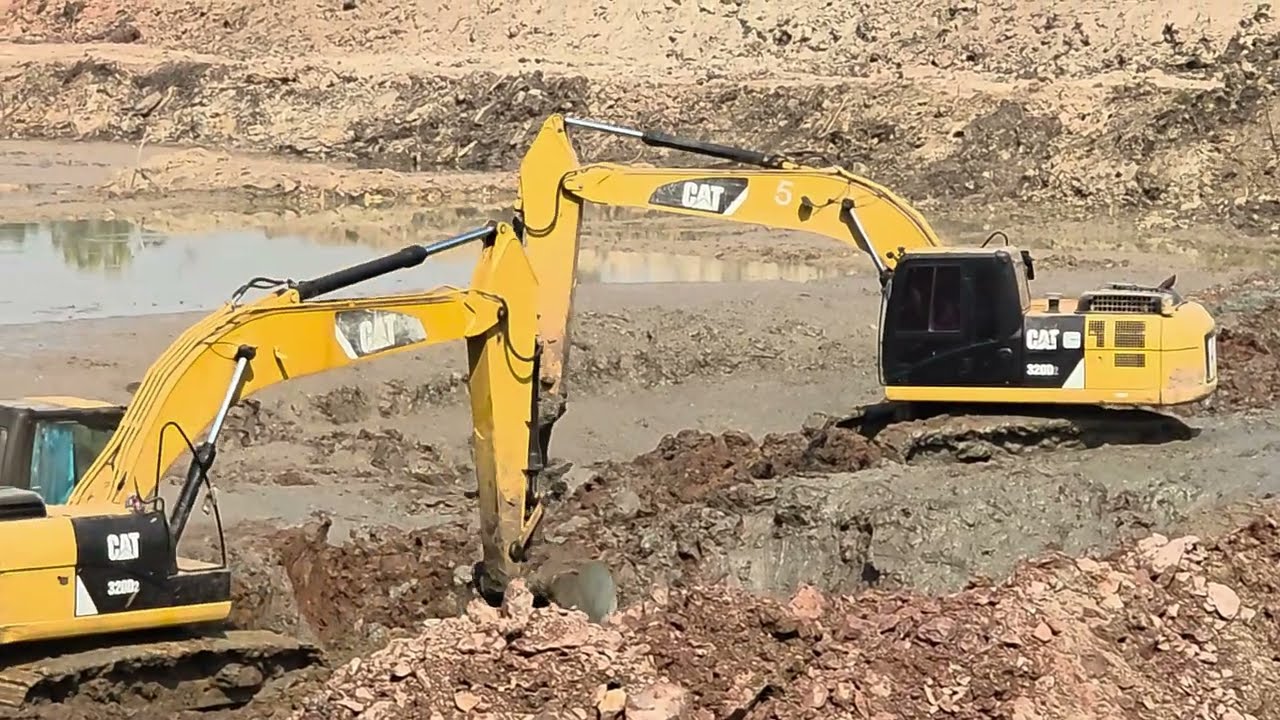 CAT320Dและ320D2ขุดลอกสระเก่า