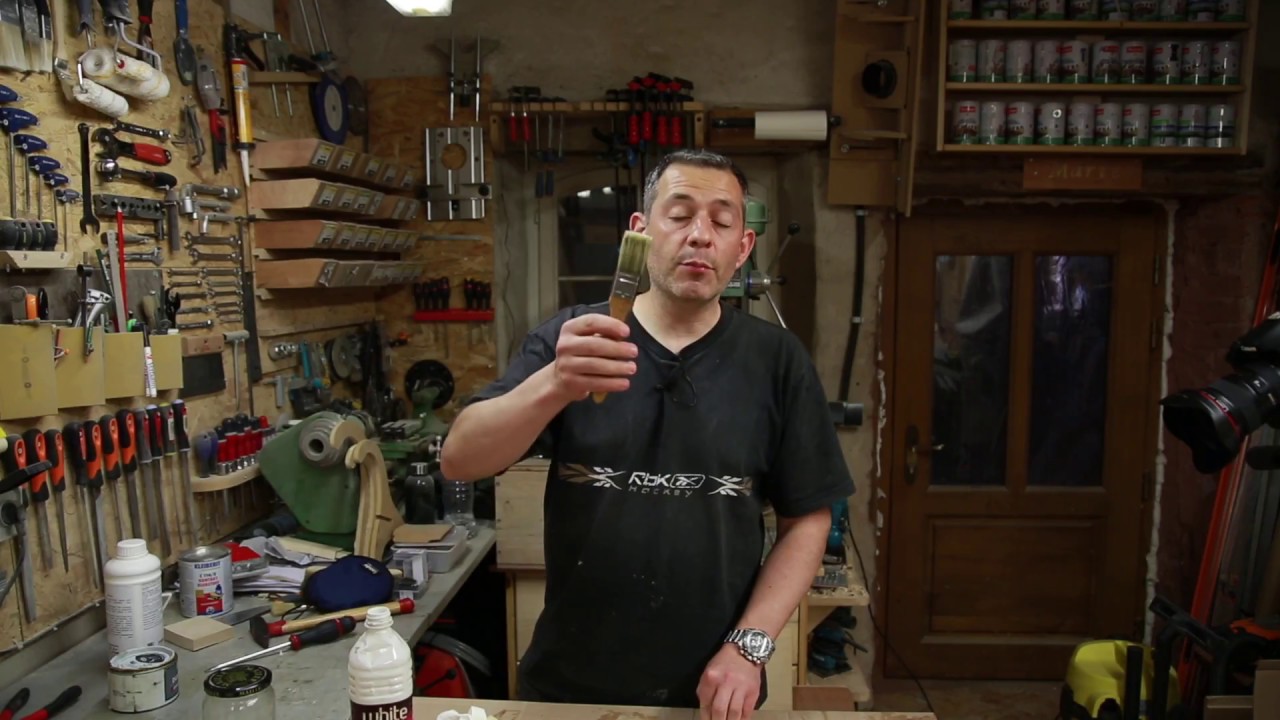 Technique de menuiserie: nettoyer les pinceaux