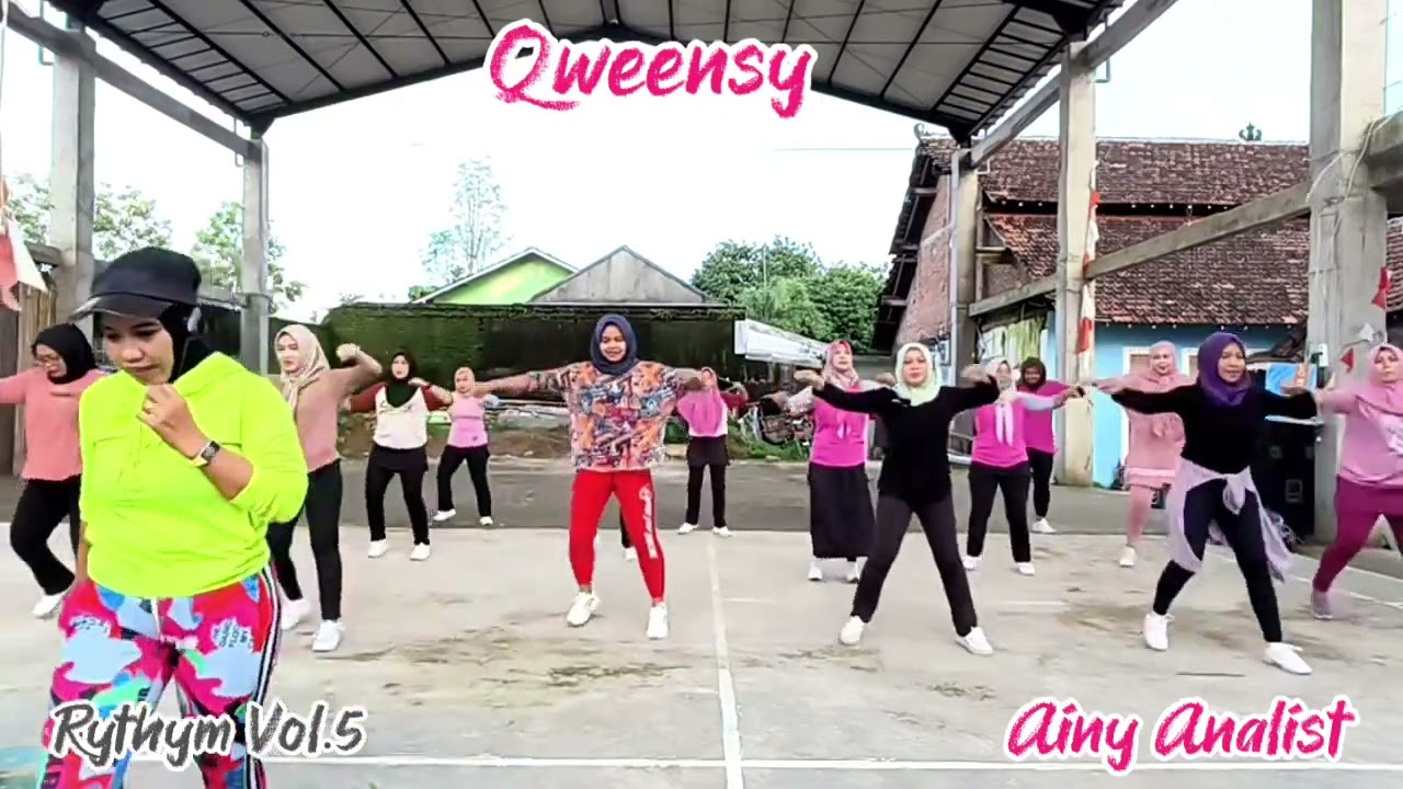 AEROBIC QWEENSY