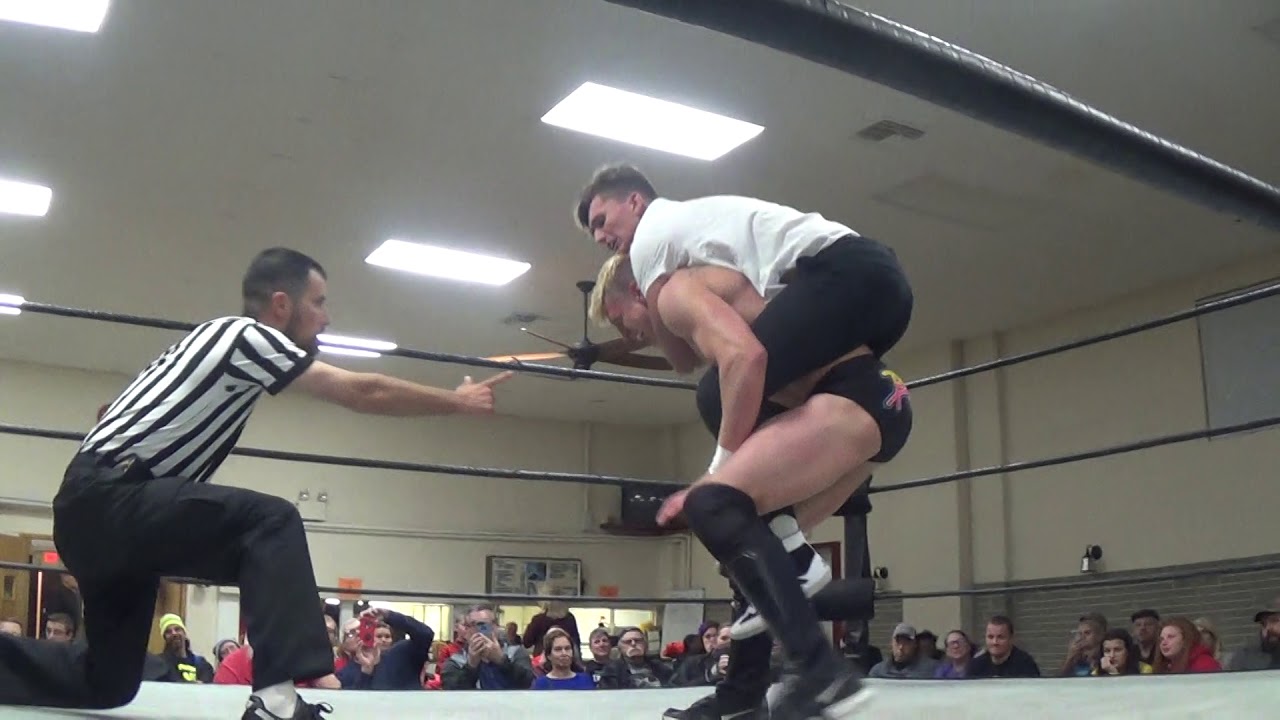 sWo Thanksgiving Thunder [11.17.18] - Sage Matthews vs Breaux Keller