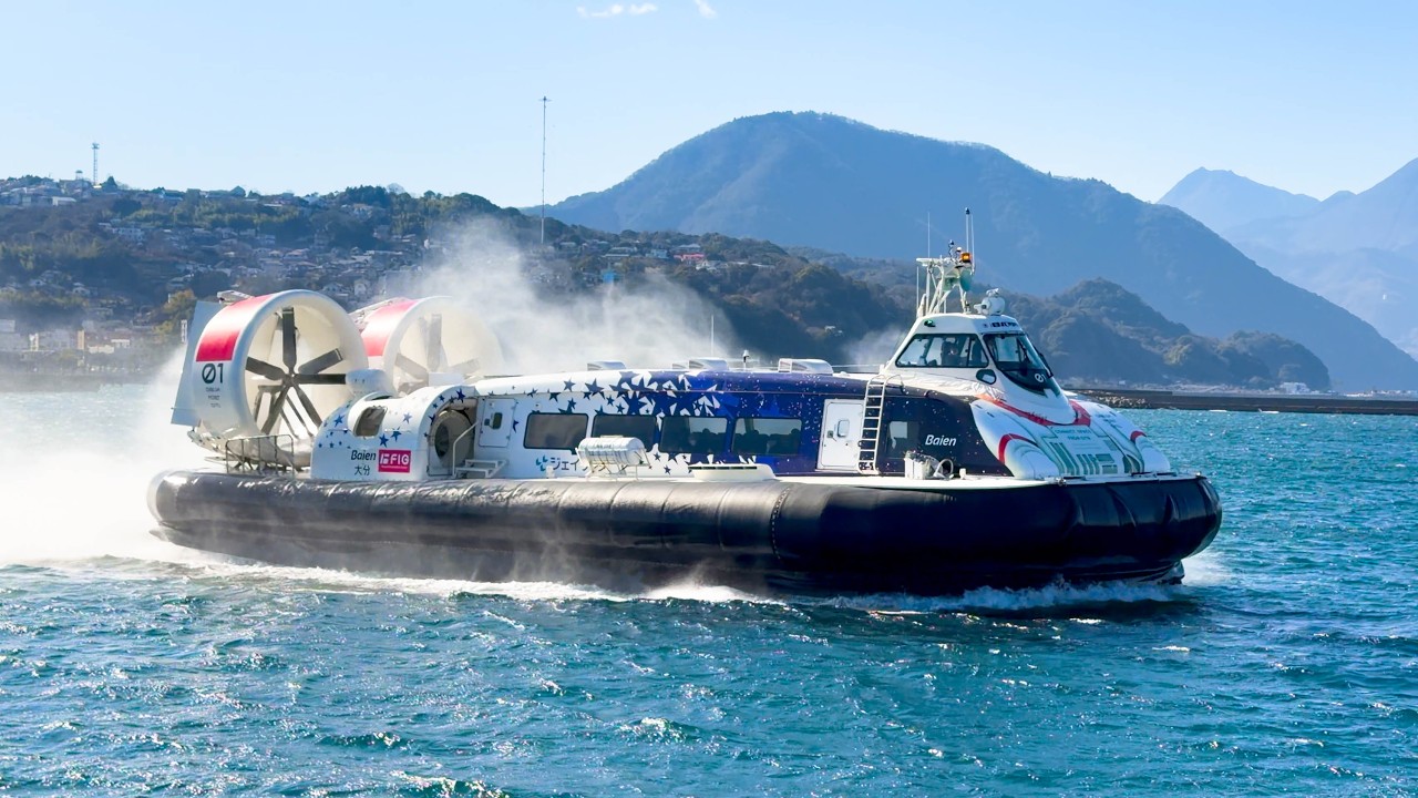 From Sea to Runway: Riding Japan’s Only Hovercraft 🛥️