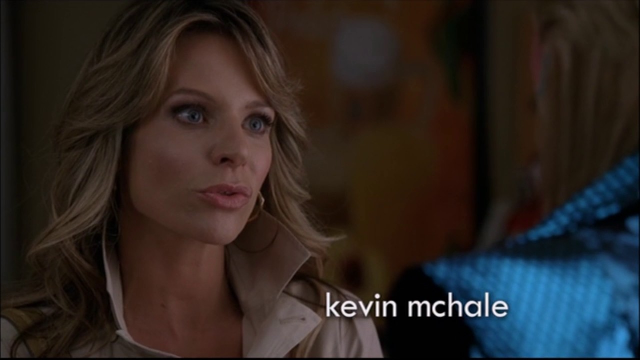 Glee - Sue goes undercover as David Bowie and Ann Coulter 2x19
