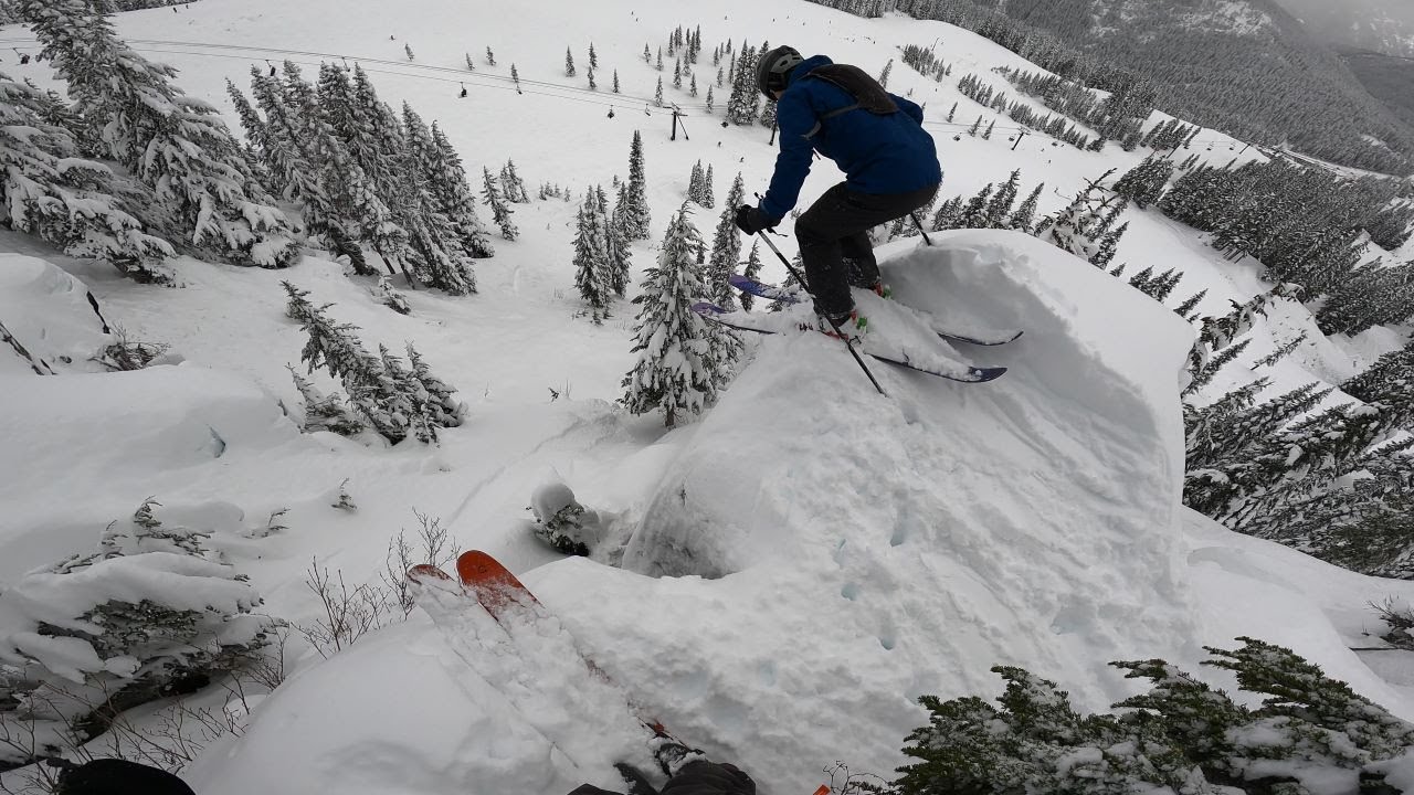 Finally! Skiing A Sharky Powder Day At Stevens Pass - Sunday Sendies #47, 1-6-2024