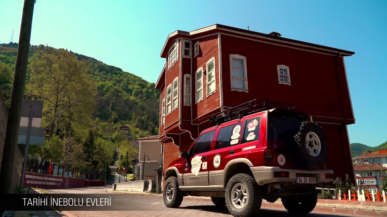 Tarihi Aşı Boyalı İnebolu Evleri