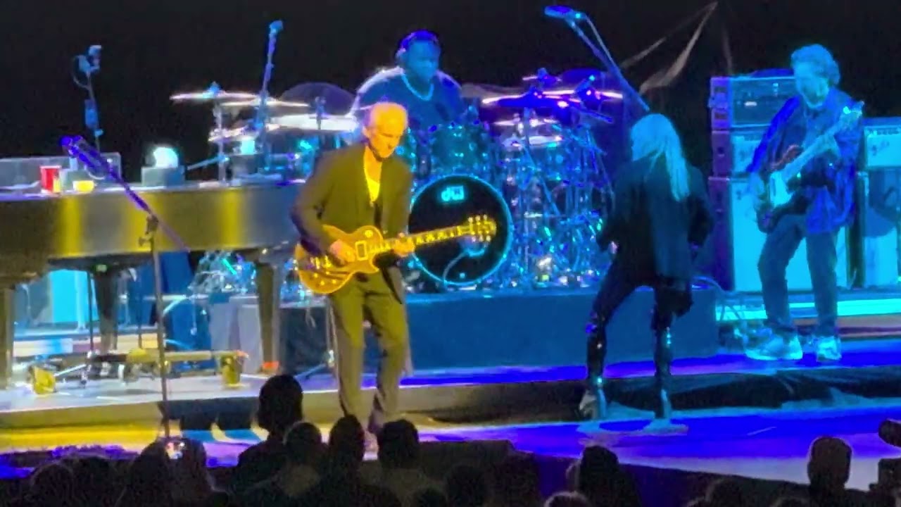 Pat Benatar and Neil Giraldo AAC Dallas November 13, 2025  Promises In The Dark