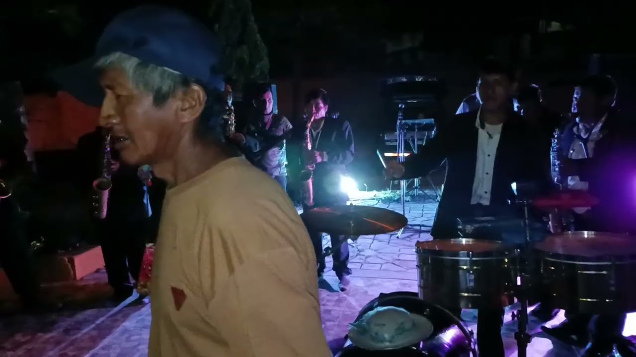Ely del Perú & Orq Sociedad - Mix parrandera