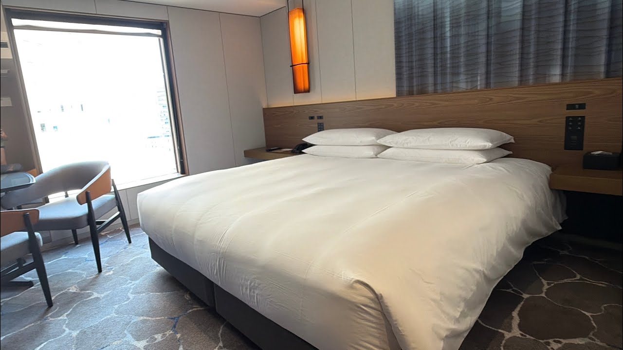 Hyatt Regency Tokyo - King Bed and Globalist Club Lounge Tour