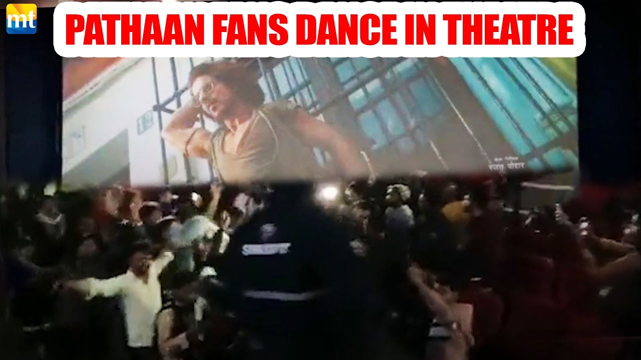 Pathaan Mania Grips The Nation 😍🔥 Video of SRK Fans dancing Inside Theatres goes viral