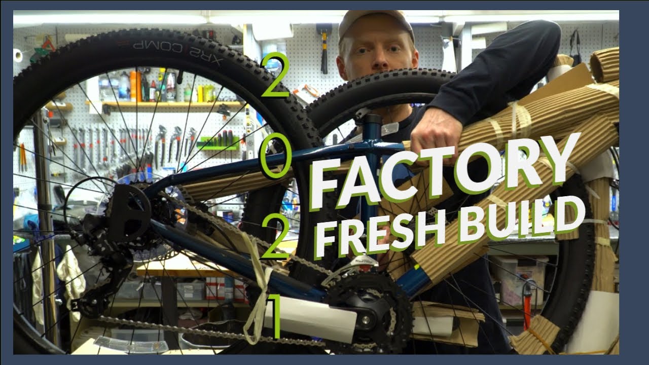 Распаковка велосипеда TREK MARLIN 5 2021 года | Что внутри коробки с велосипедом?! | Кому нужен э...