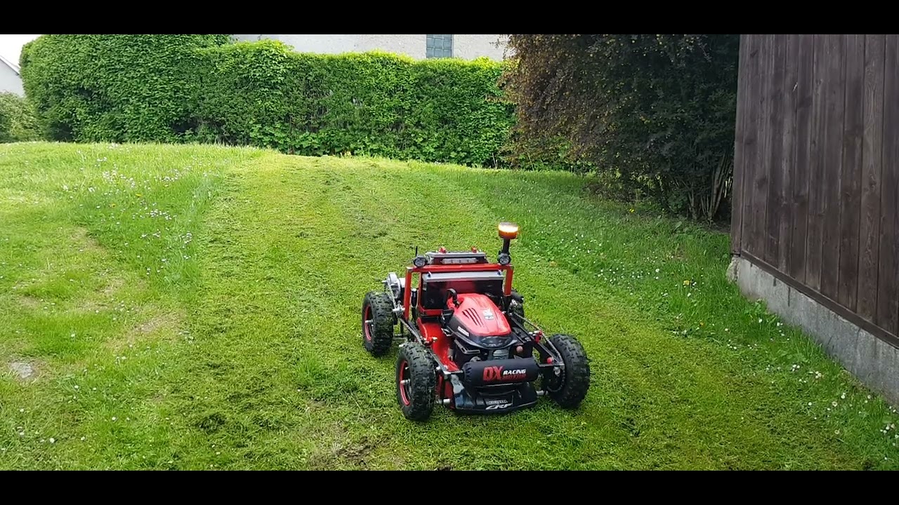 RC sekačka na trávu