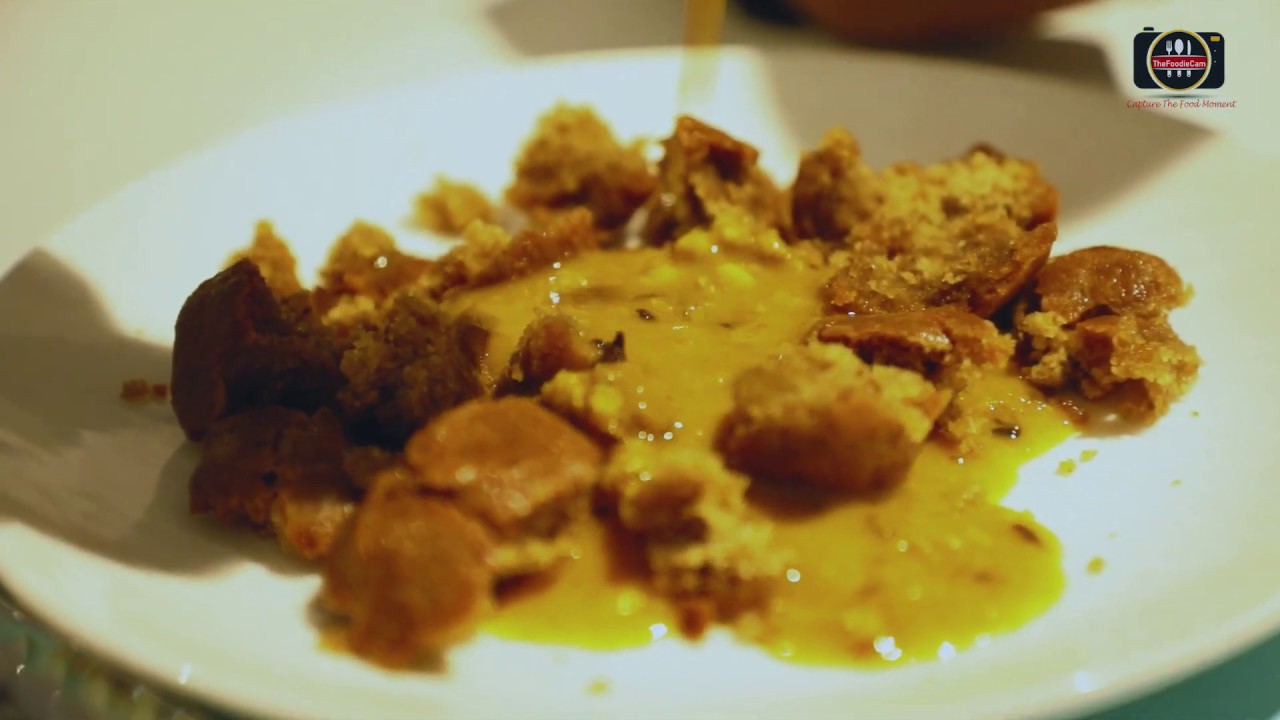 दाल बाटी और चूरमा  Dal Bati- Recipe  | Surat city | The Foodie Cam
