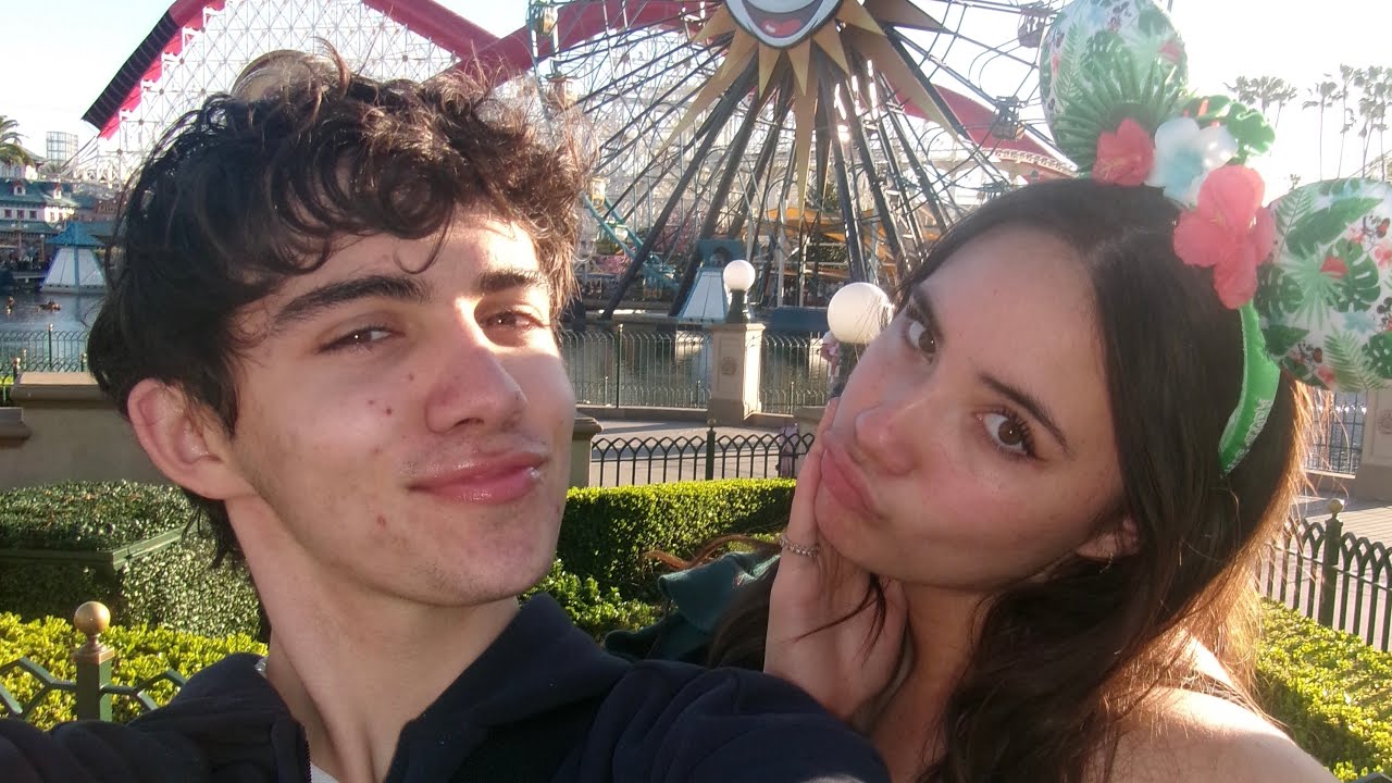 BBY U ALREADY KNOWWW FIGHTING W JASON AT DISNEY 
