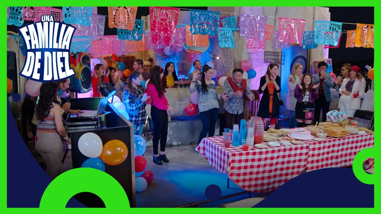 La super mega party de Martina en la azotea | Una familia de diez | C12 4/5 T8 | Distrito Comedia