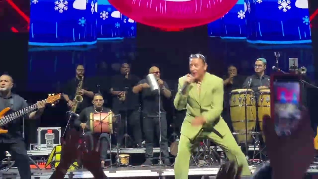 Suavemente - Elvis Crespo (Live)