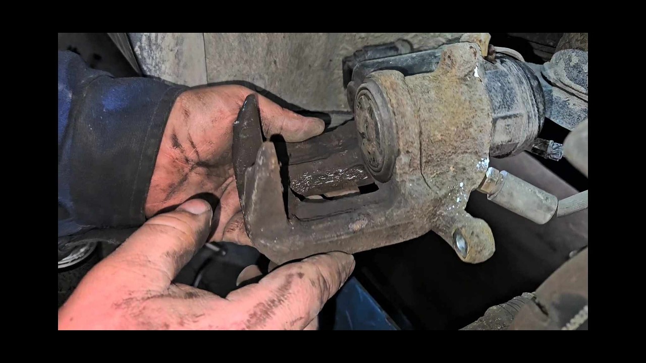 249 Elektryczne zaciski. Jak cofnąć bez komputera. Electric caliper retraction. BMW X3