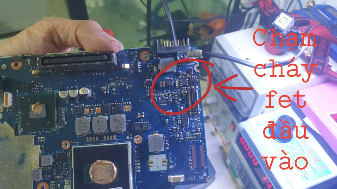 Dell chạm nguồn, mất nguồn, không sáng đèn, kích nguồn không thấy tín hiệu.