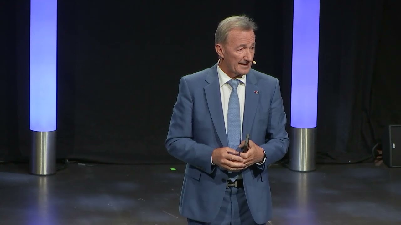 Discours de clôture par Bernard Charlès de la plénière OUTSCALE EXPERIENCES 2024