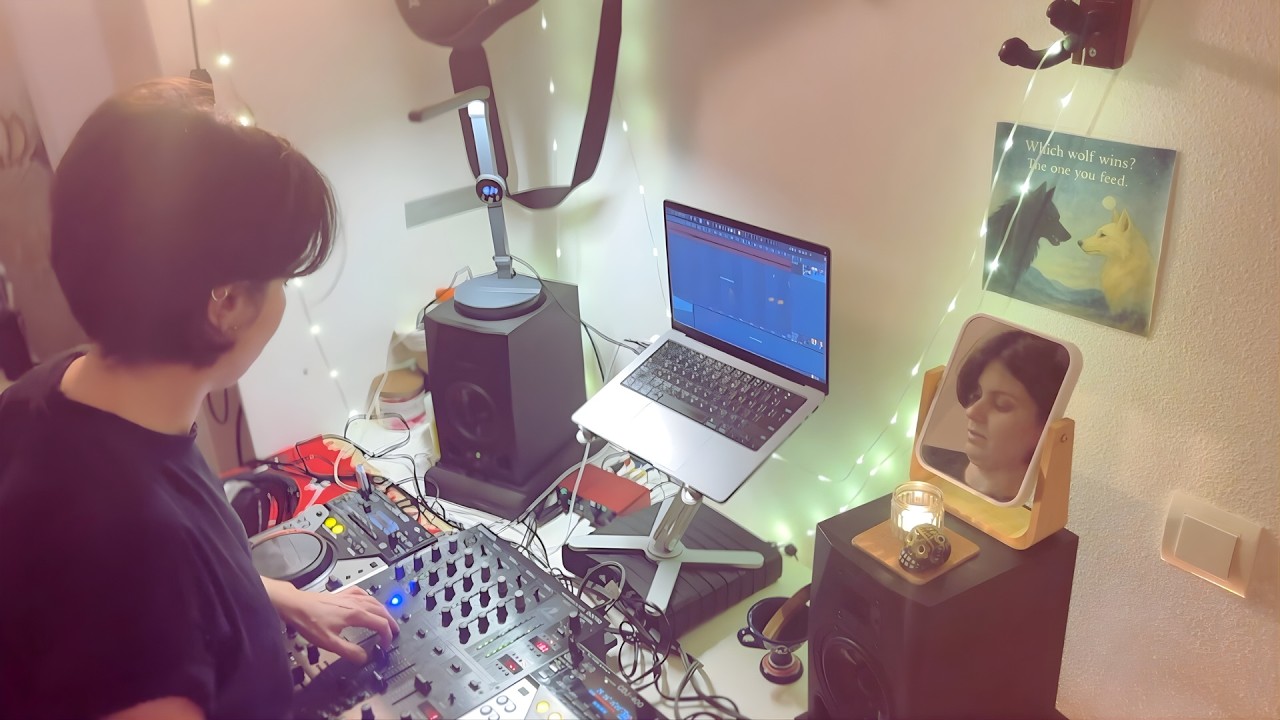 Ámika DJ Set 004 | Desert Grooves & Hypnotic Flow