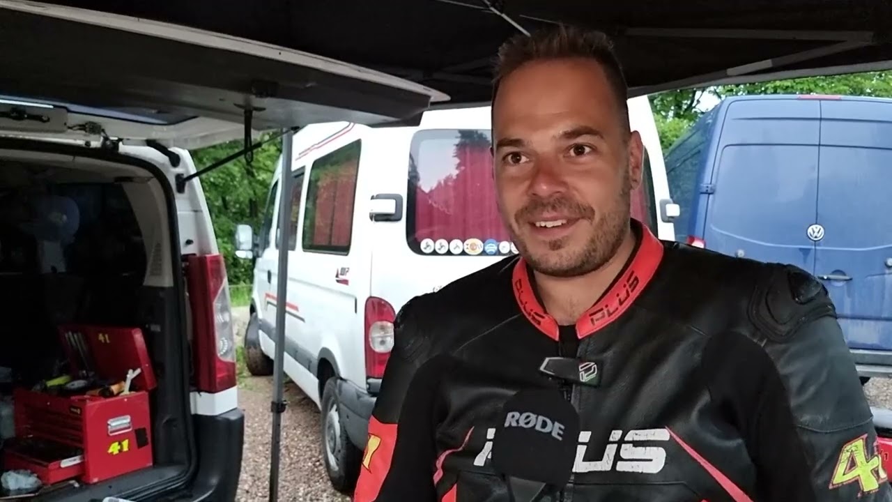 Marmoly D&aacute;niel &eacute;s a Pann&oacute;nia P20 versenymotor a K&eacute;kestetői veter&aacute;n hegyi felfut&oacute; menetpr&oacute;b&aacute;n