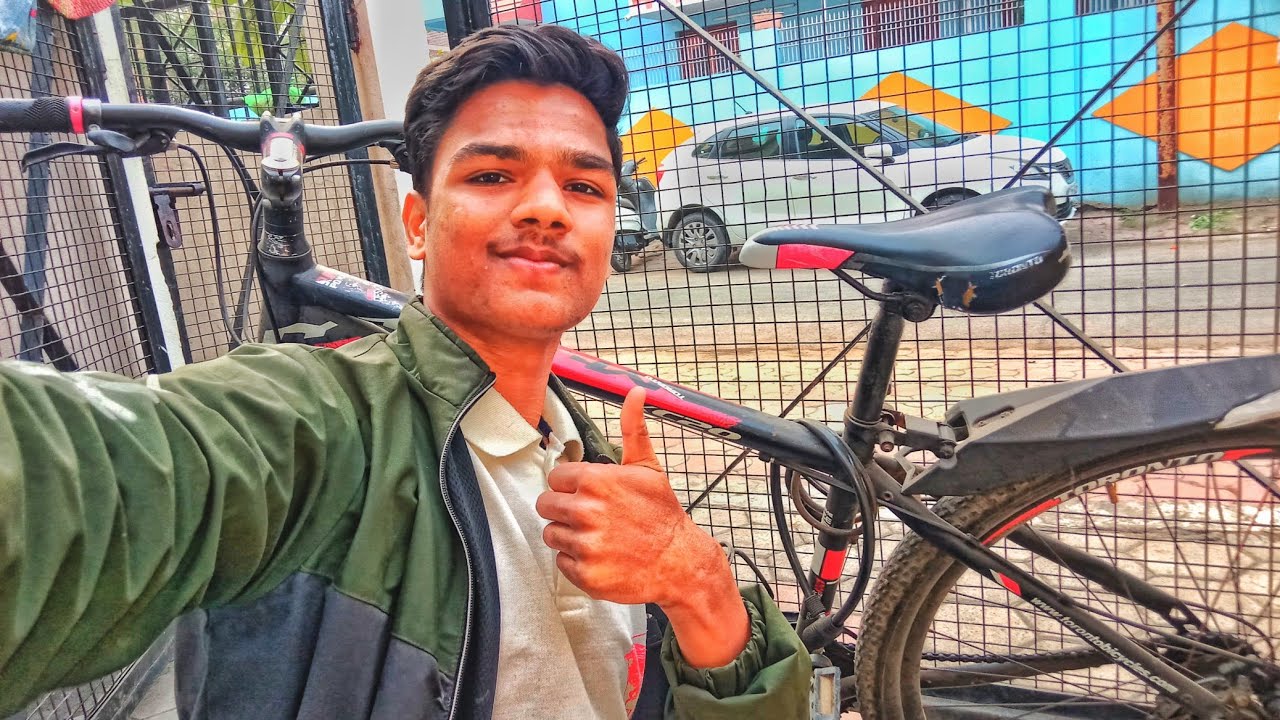 Cycling pe Gaya  to mood kharab ho gya 😄😔