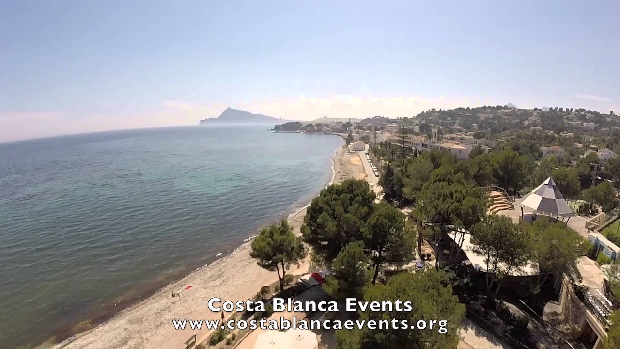 Video moodbook with drone video of a wedding in Spain