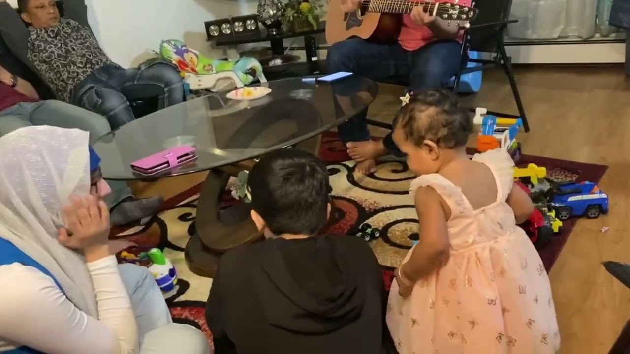 Played some songs on request from our dear neighbours! #LifeinSaskatoon, Saskatchewan,Canada